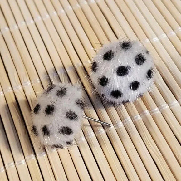 Faux Fur Fuzzy Polka Dot Earrings Gray White - Picture 2 of 3